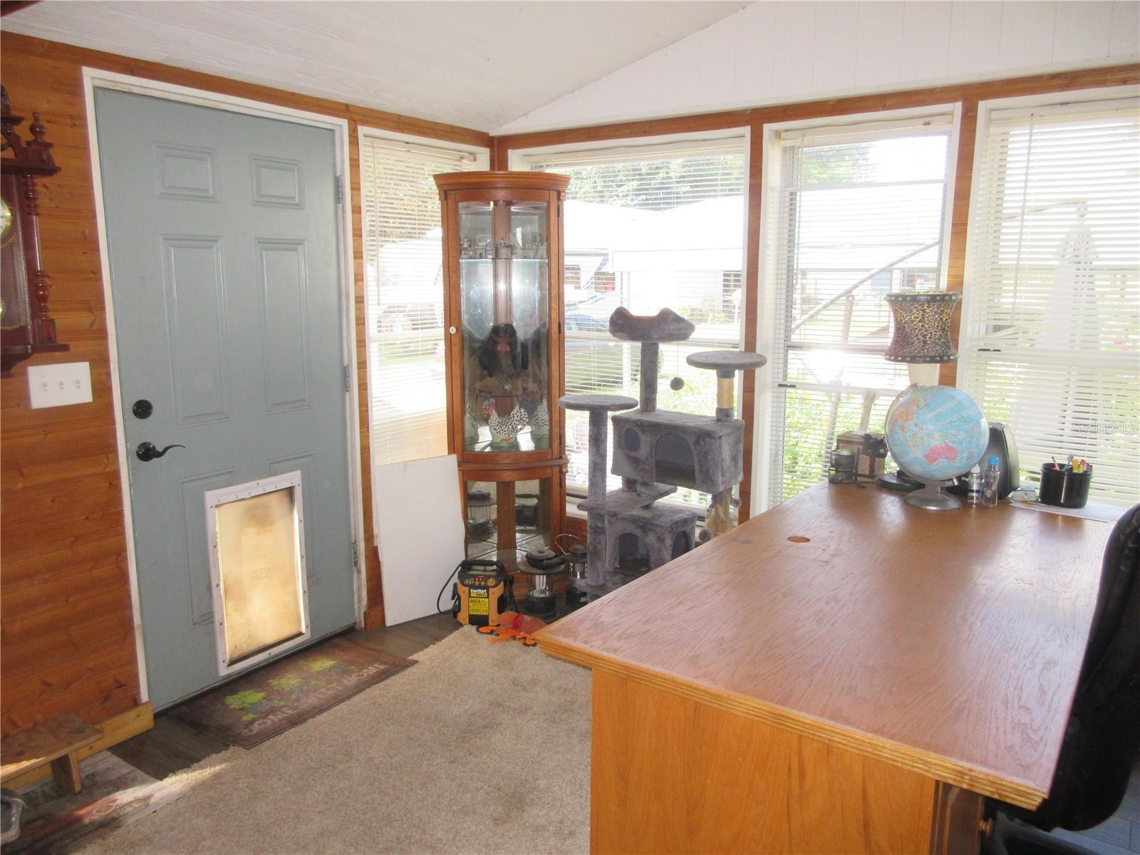 Image 37 of 100 For 8500 41st Court