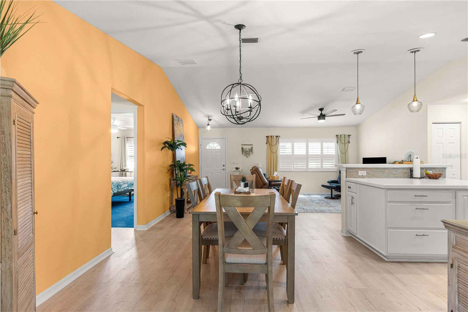 Image 14 of 66 For 13864 85th Court