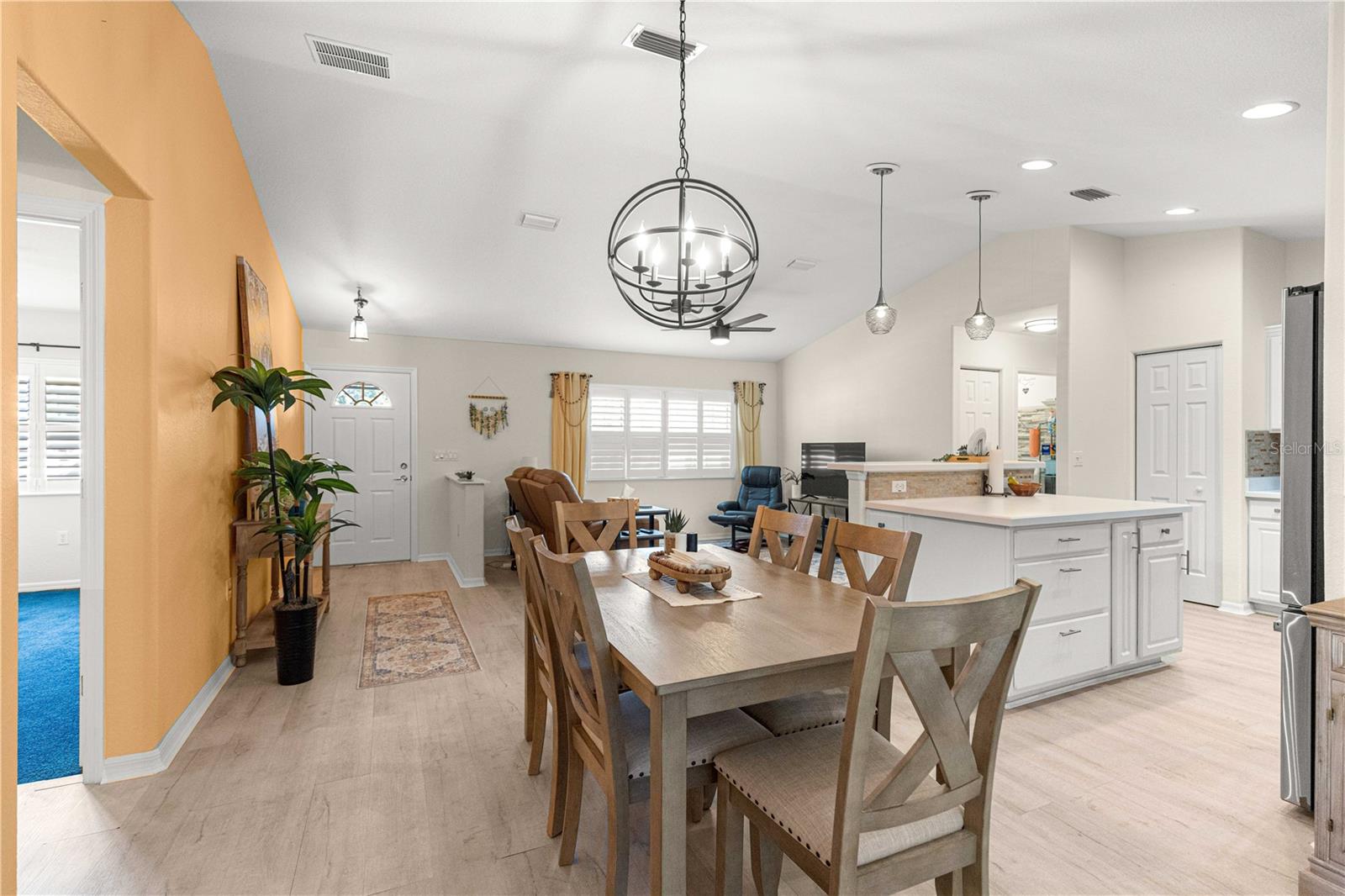 Image 15 of 66 For 13864 85th Court