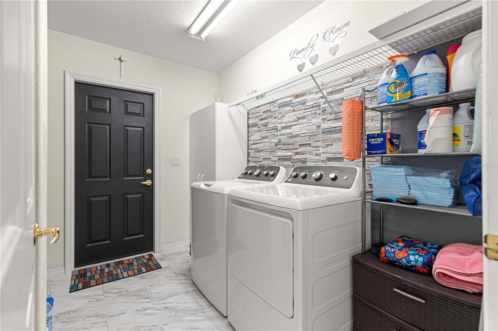 Image 19 of 66 For 13864 85th Court