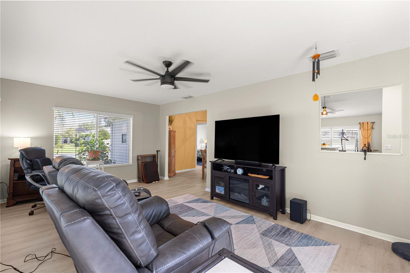 Image 30 of 66 For 13864 85th Court