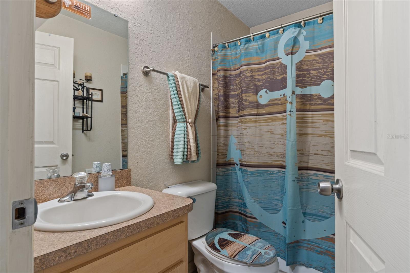 Listing photo id 9 for 3541 Cindy Lane