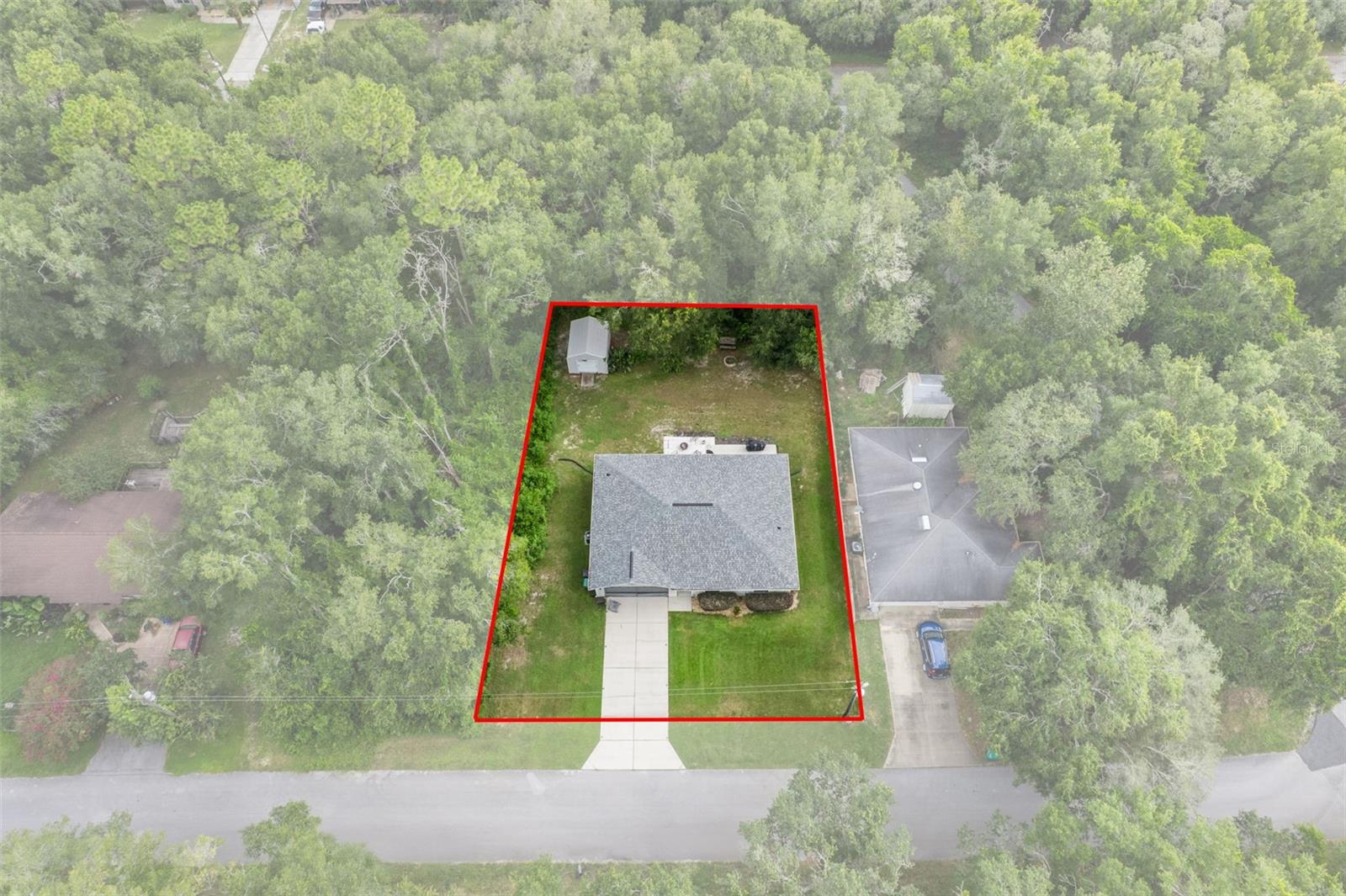 Listing photo id 16 for 3541 Cindy Lane