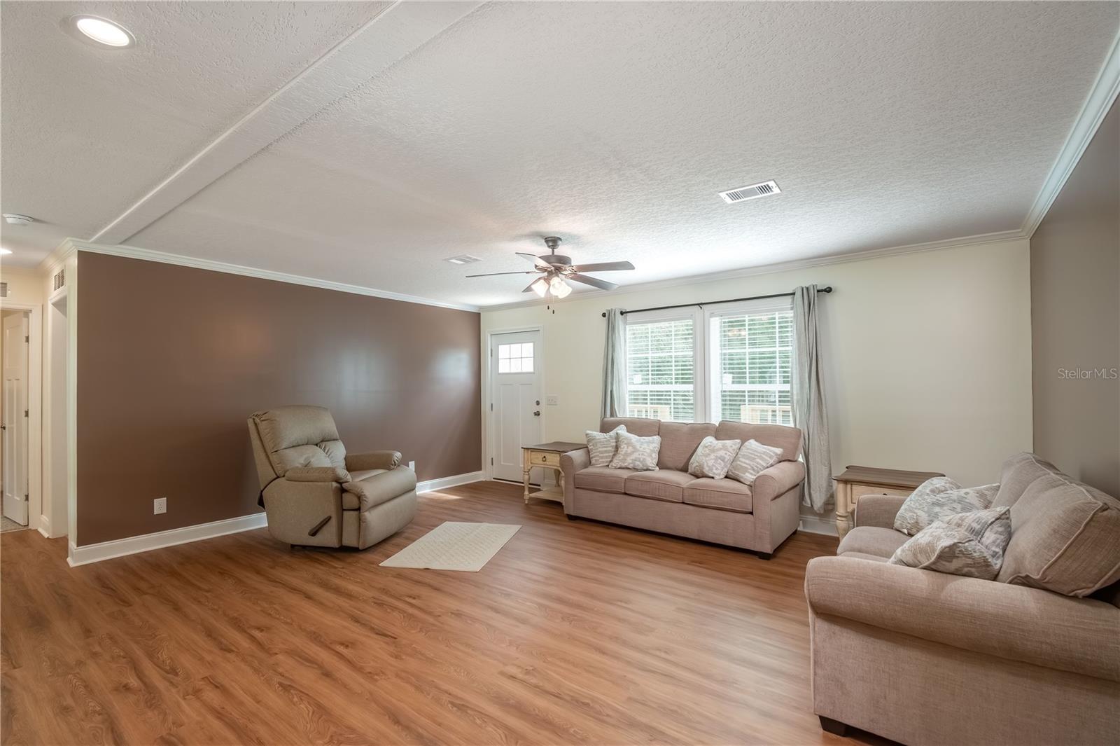 Image 14 of 55 For 10865 220th Street