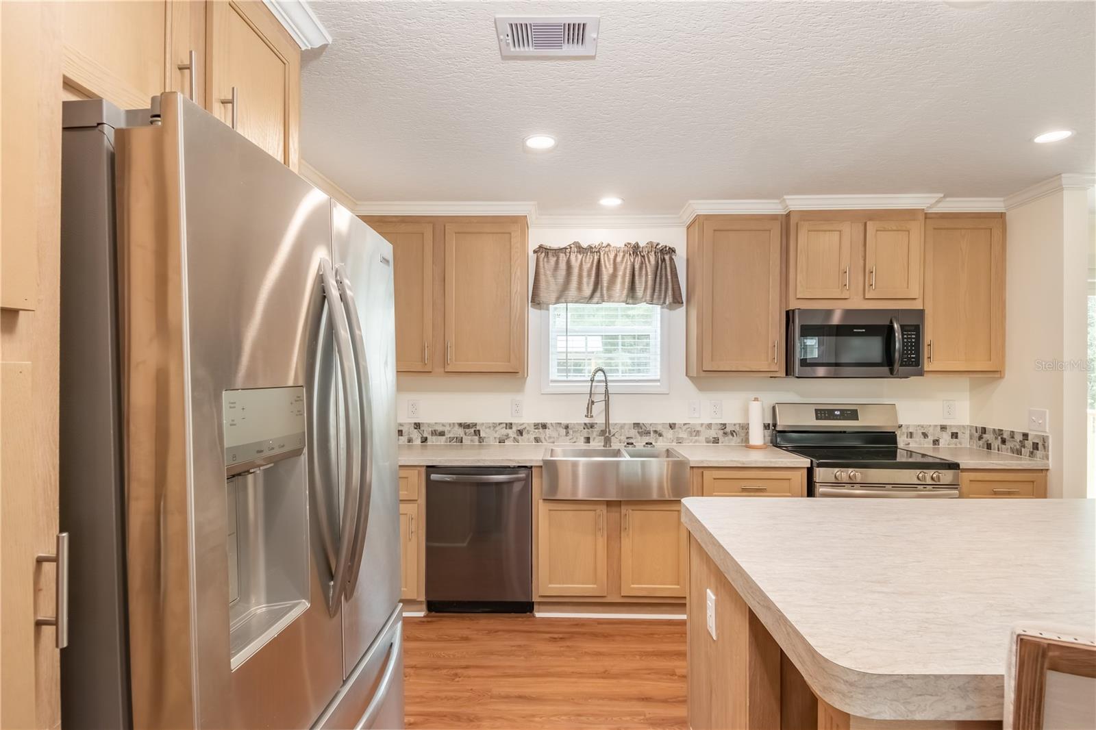 Image 18 of 55 For 10865 220th Street