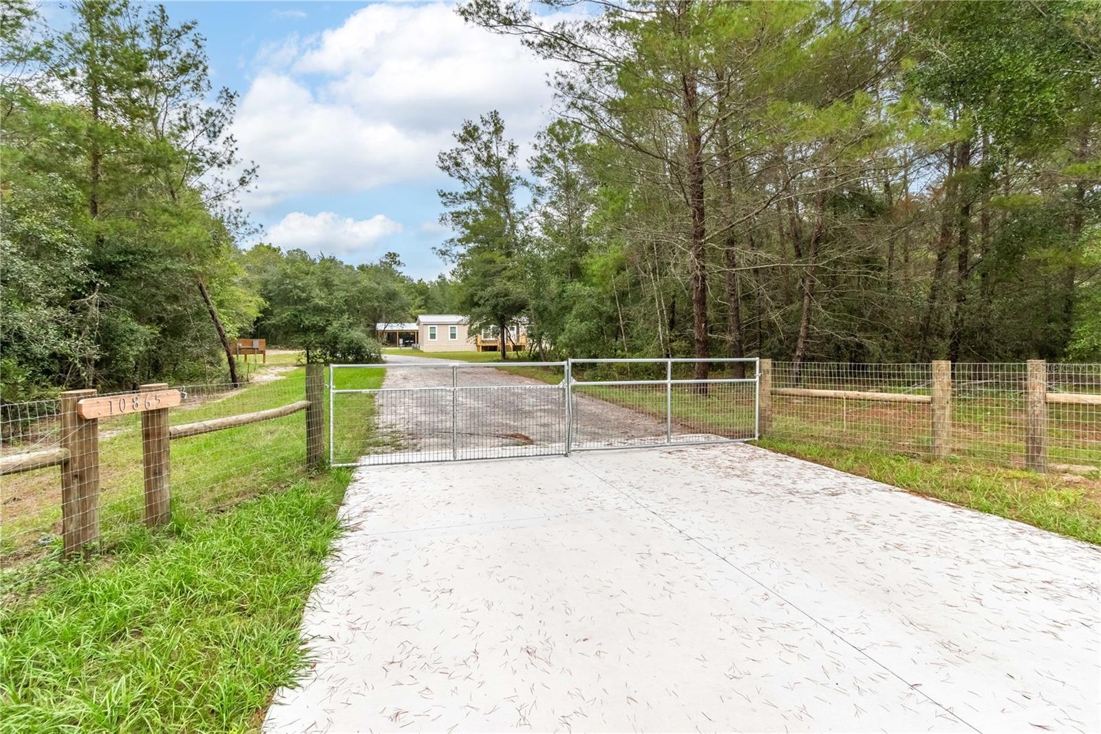 Image 3 of 55 For 10865 220th Street