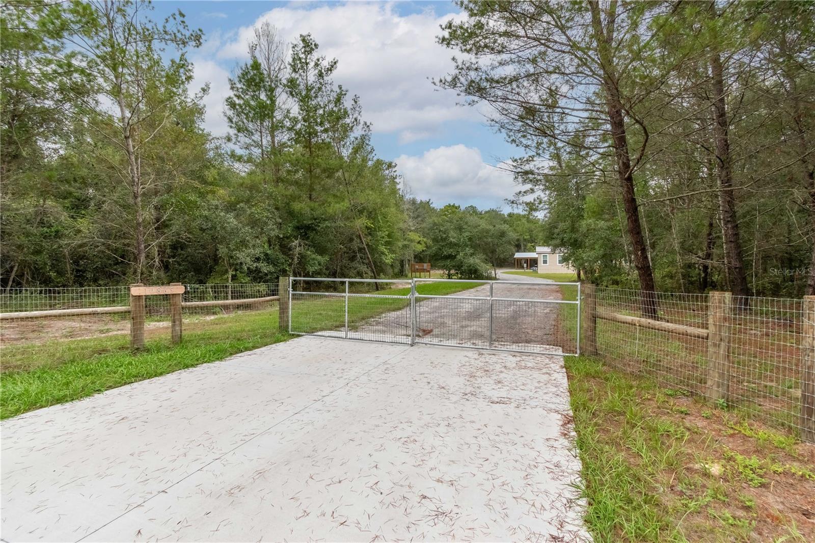 Image 45 of 55 For 10865 220th Street