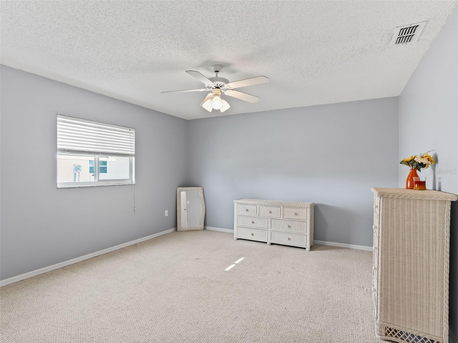 Image 13 of 34 For 17903 106th Court
