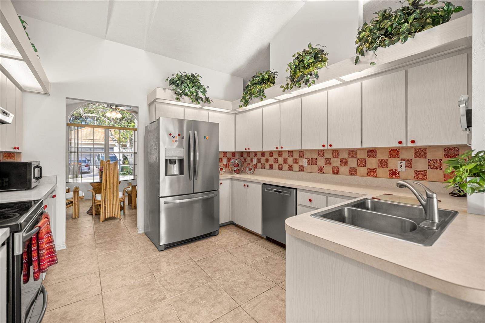 Image 11 of 30 For 10805 83rd Avenue
