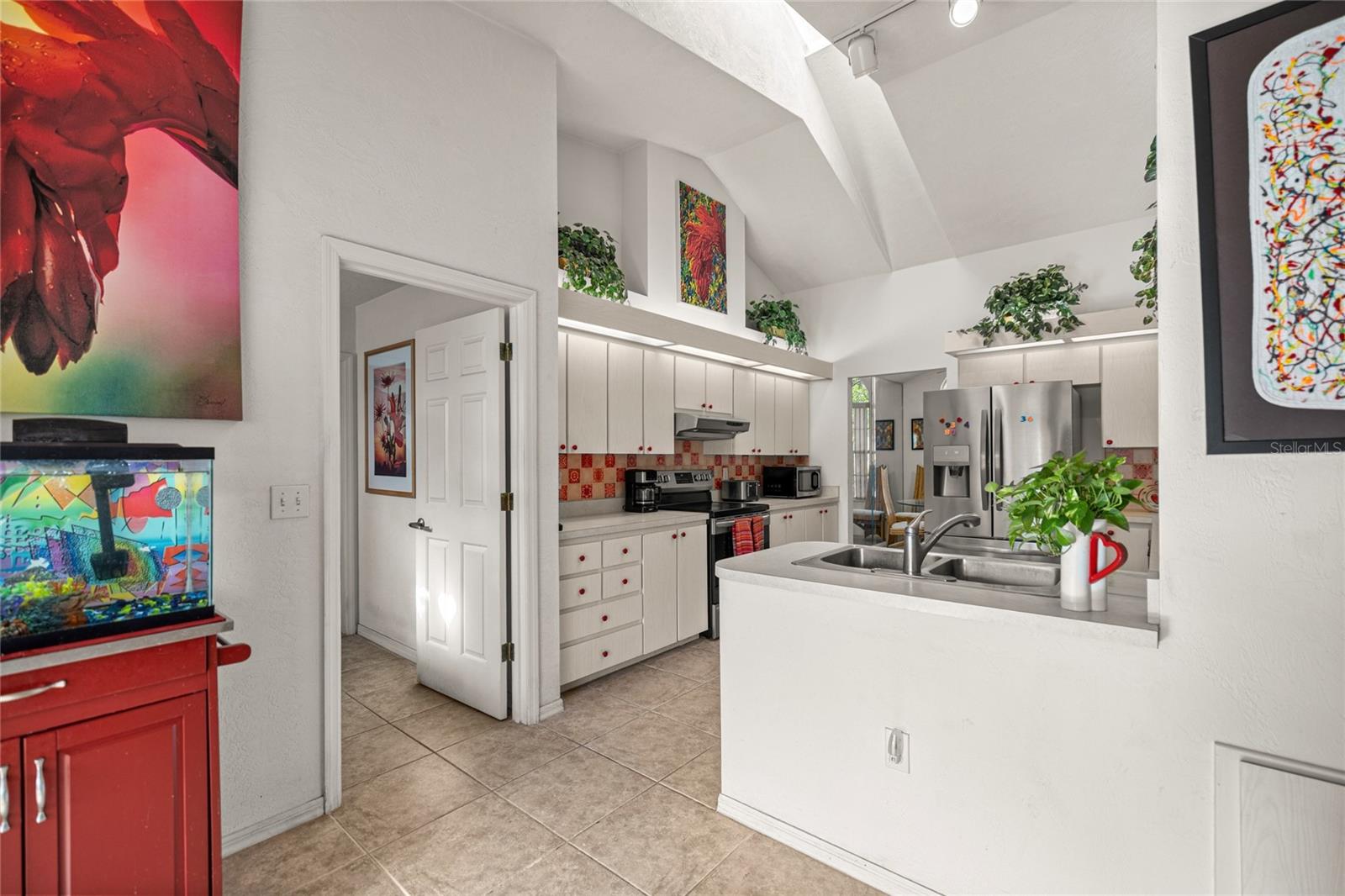 Image 13 of 30 For 10805 83rd Avenue