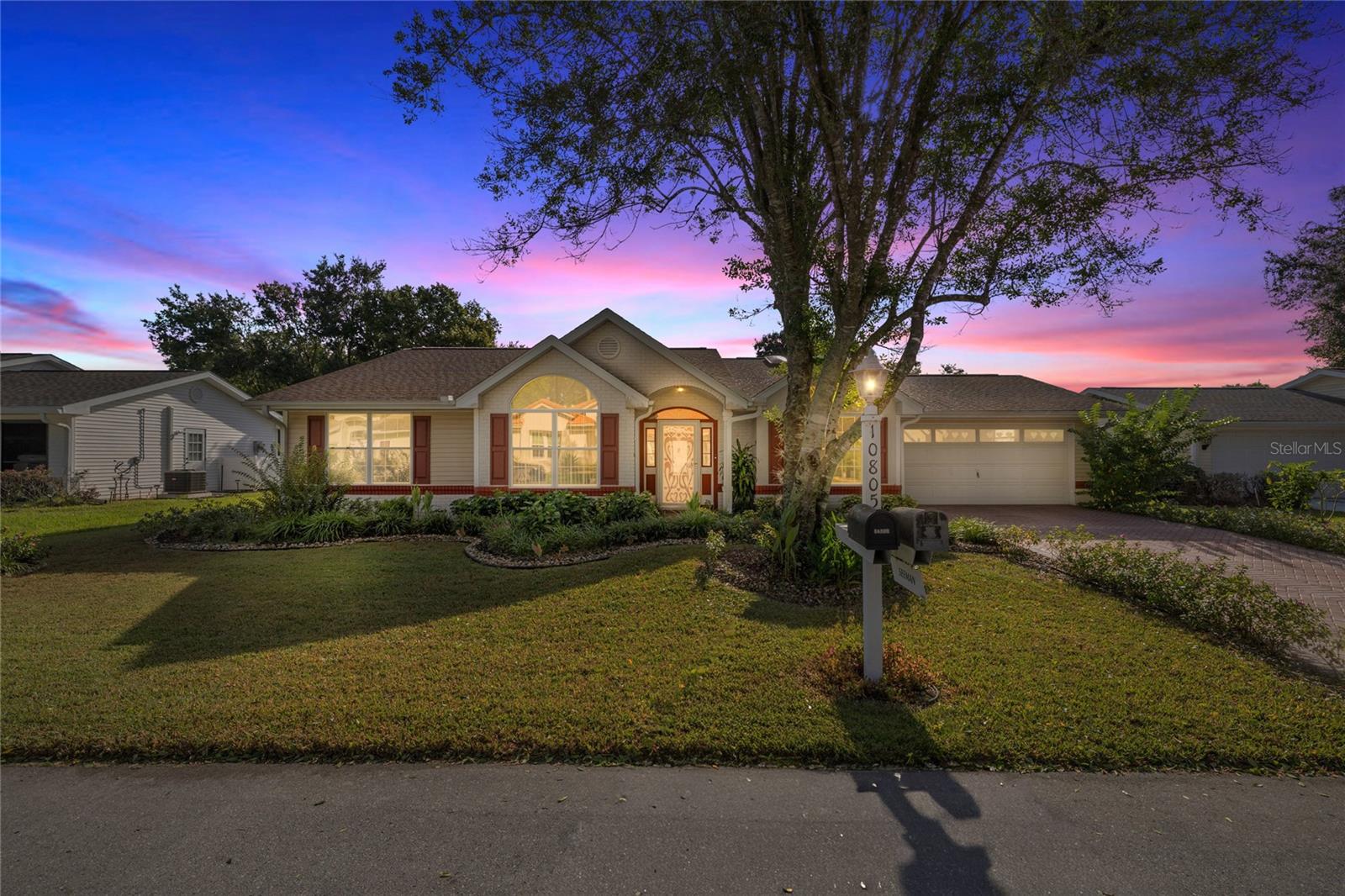 Image 2 of 30 For 10805 83rd Avenue