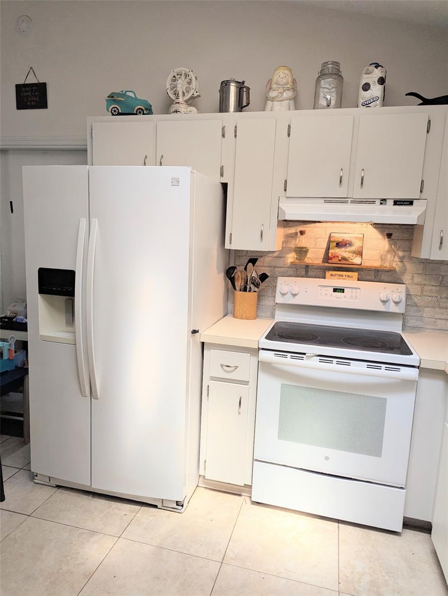 Image 2 of 7 For 9054 Tara Point