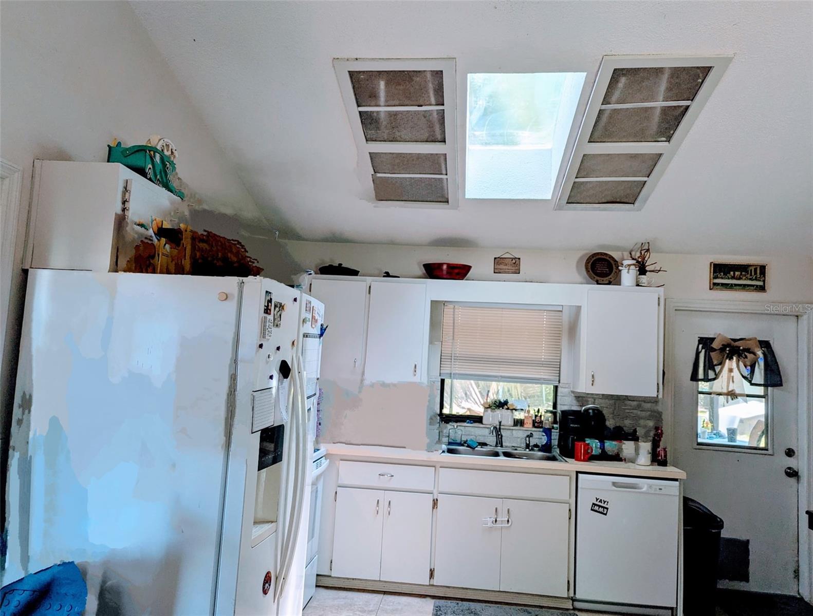 Image 4 of 7 For 9054 Tara Point