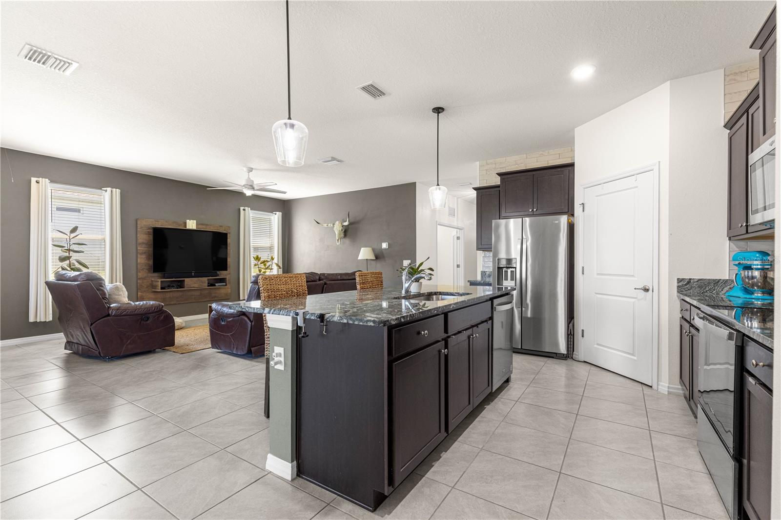 Image 7 of 39 For 6233 89th Street Road