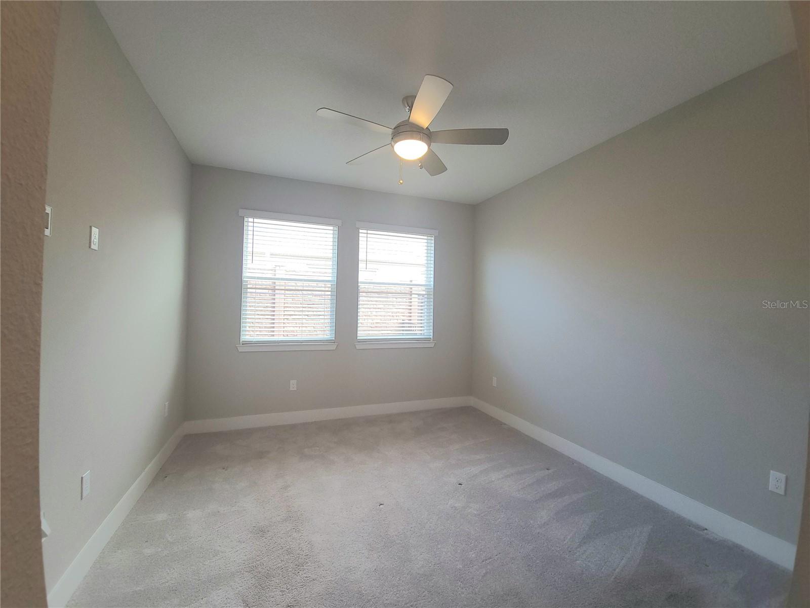 Image 23 of 40 For 5403 33rd Place