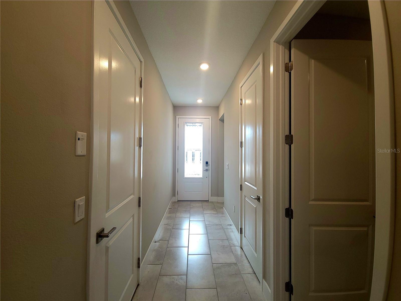 Image 3 of 40 For 5403 33rd Place