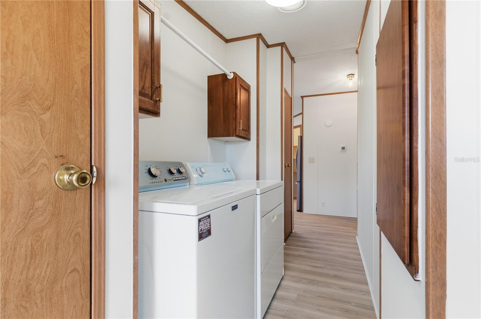 Image 24 of 62 For 7964 6th Place