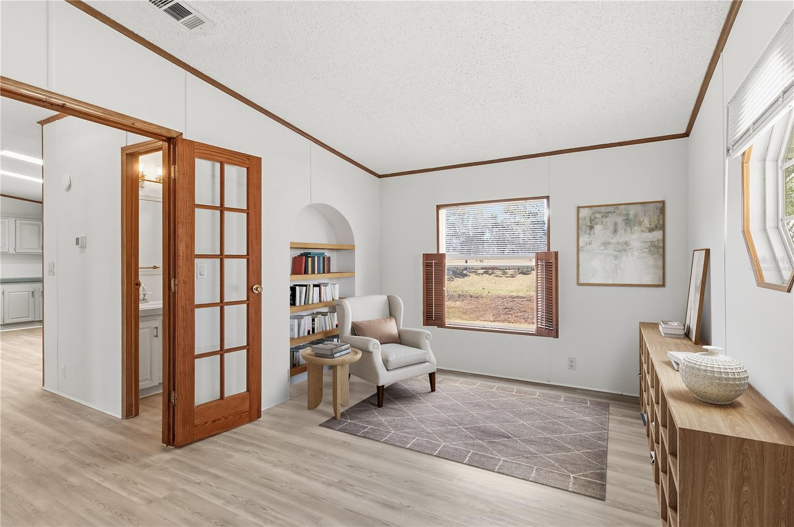 Image 29 of 62 For 7964 6th Place