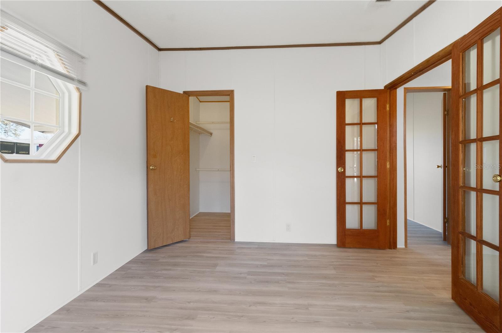 Image 32 of 62 For 7964 6th Place