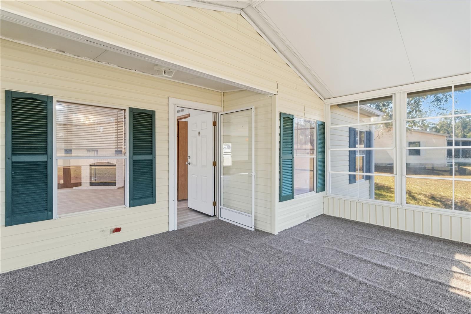 Image 36 of 62 For 7964 6th Place