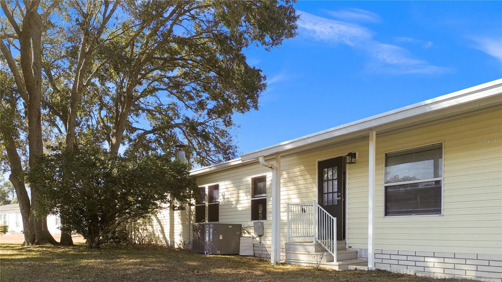 Image 48 of 62 For 7964 6th Place