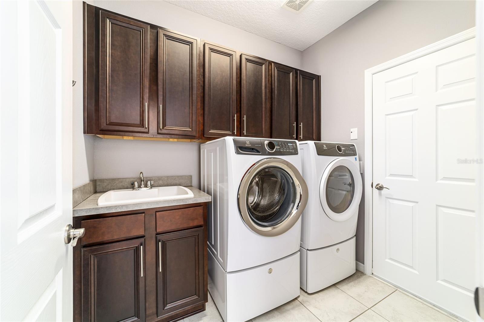 Image 40 of 65 For 3645 55th Circle