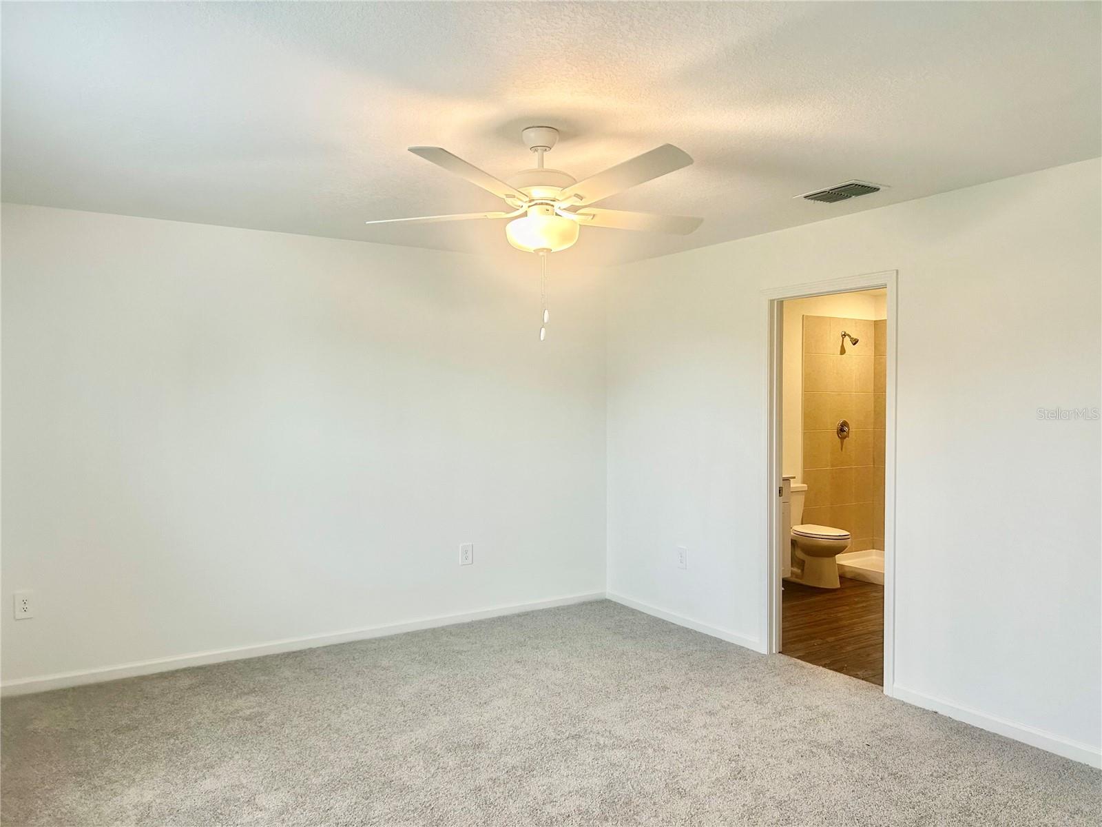 Image 22 of 29 For 8432 41 Circle