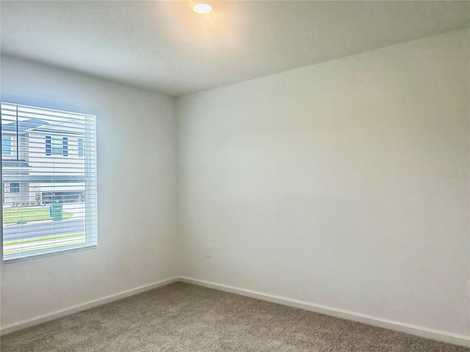 Image 8 of 29 For 8432 41 Circle