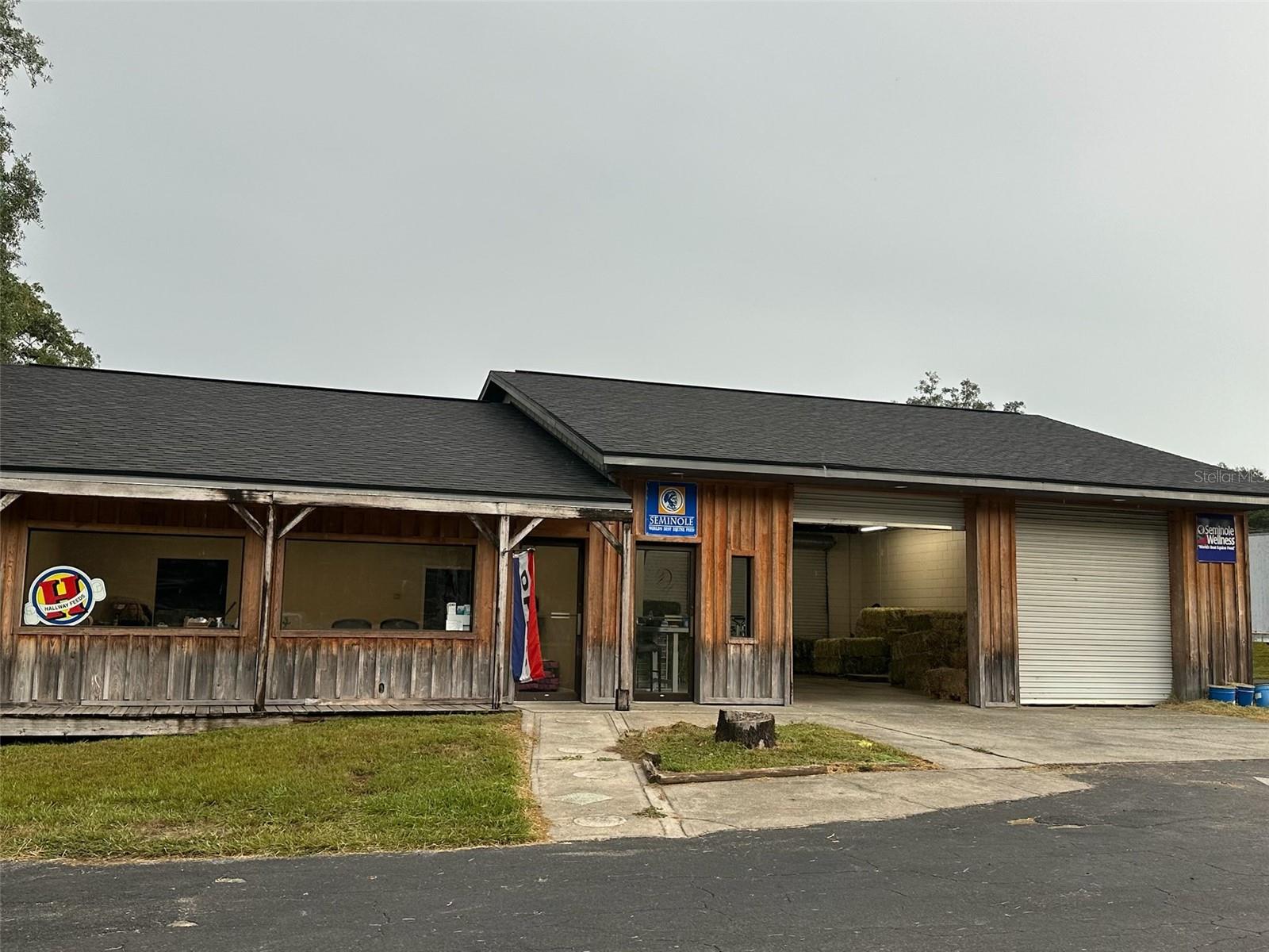 Image 2 of 49 For 5865 176th Avenue