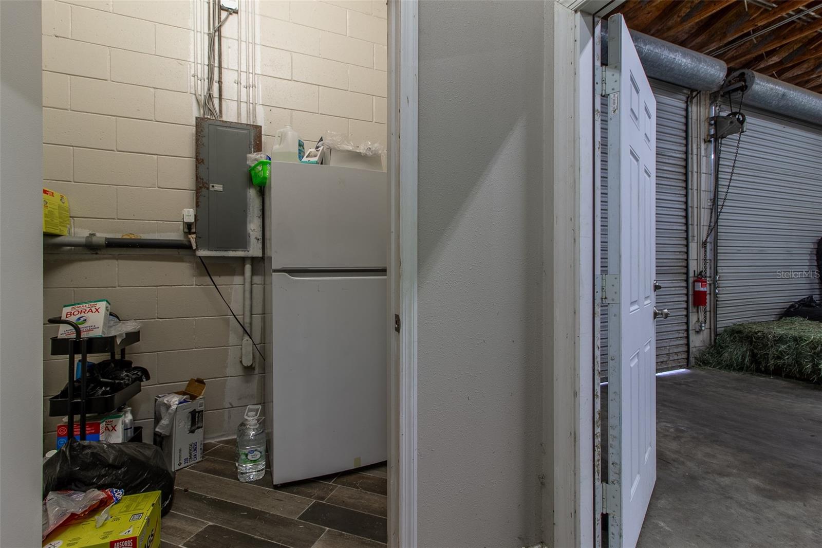 Image 23 of 49 For 5865 176th Avenue