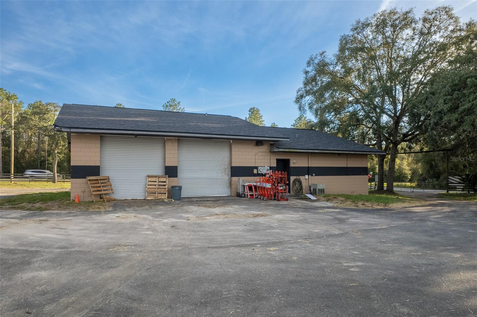 Image 24 of 49 For 5865 176th Avenue