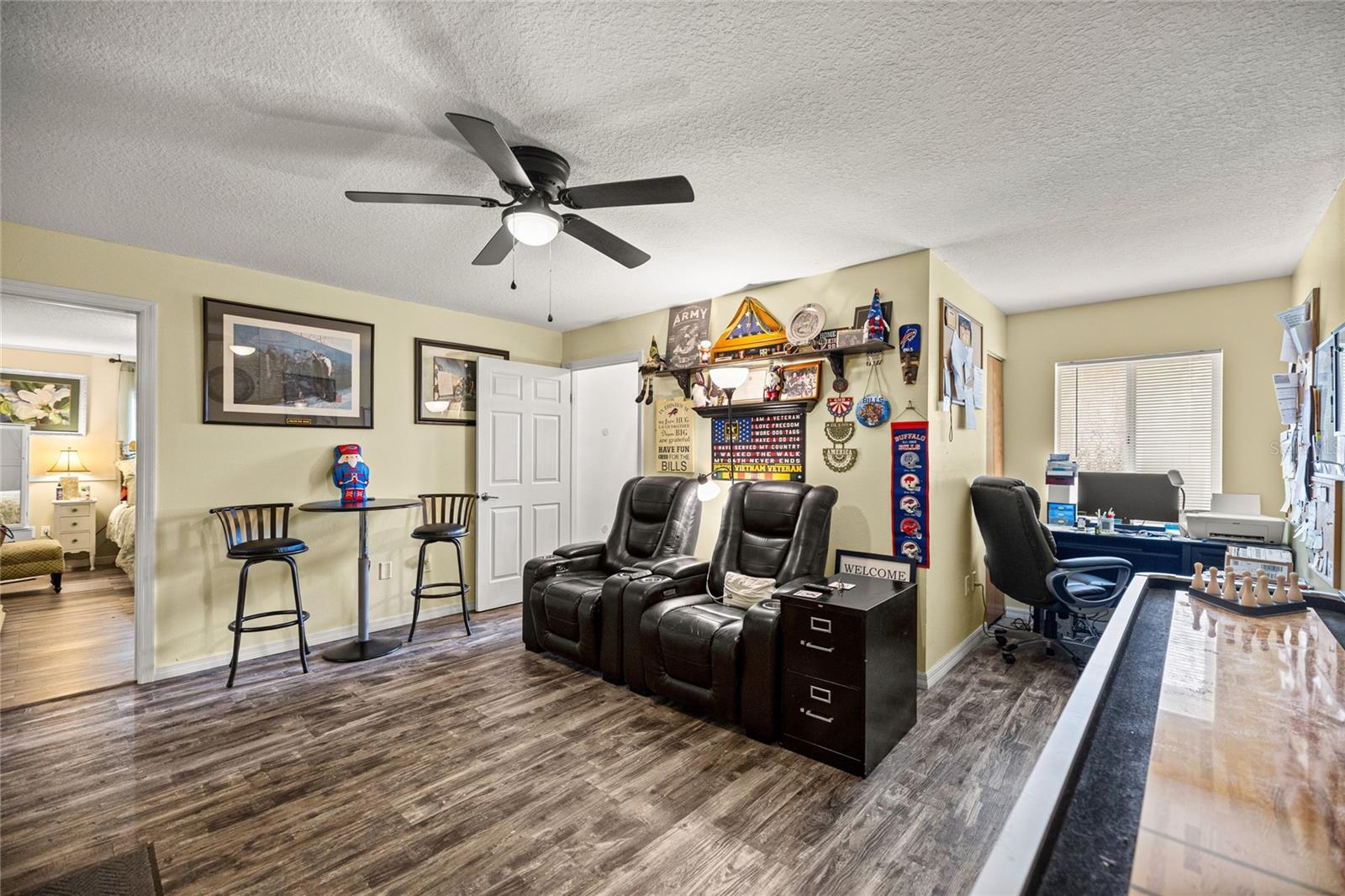 Image 10 of 35 For 2535 8th Avenue