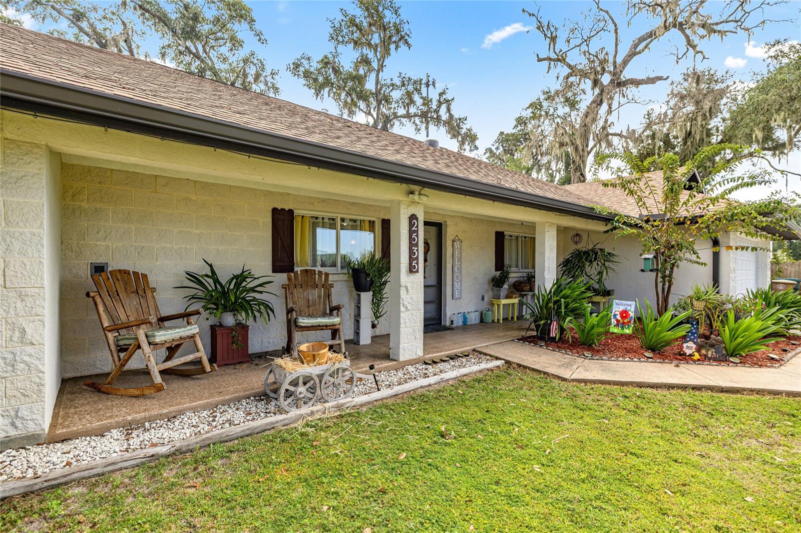 Image 2 of 35 For 2535 8th Avenue
