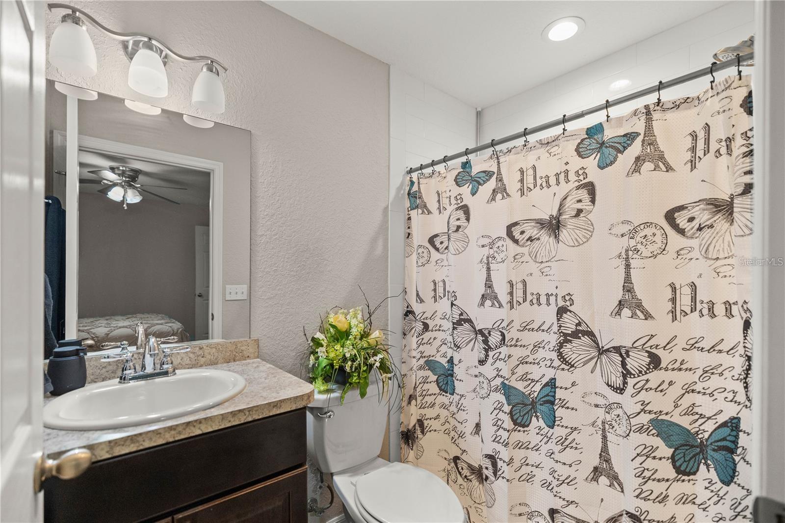 Image 20 of 30 For 7 Poplar Court