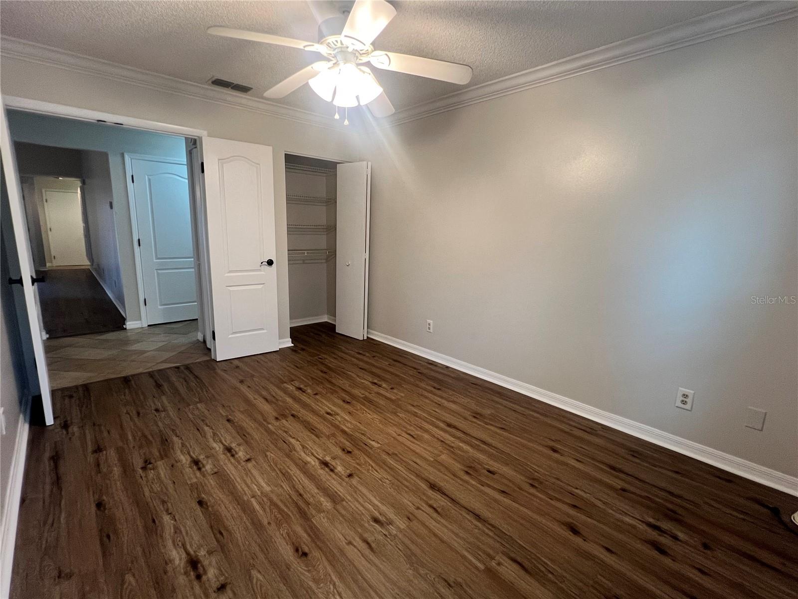 Image 7 of 17 For 545 45th Court