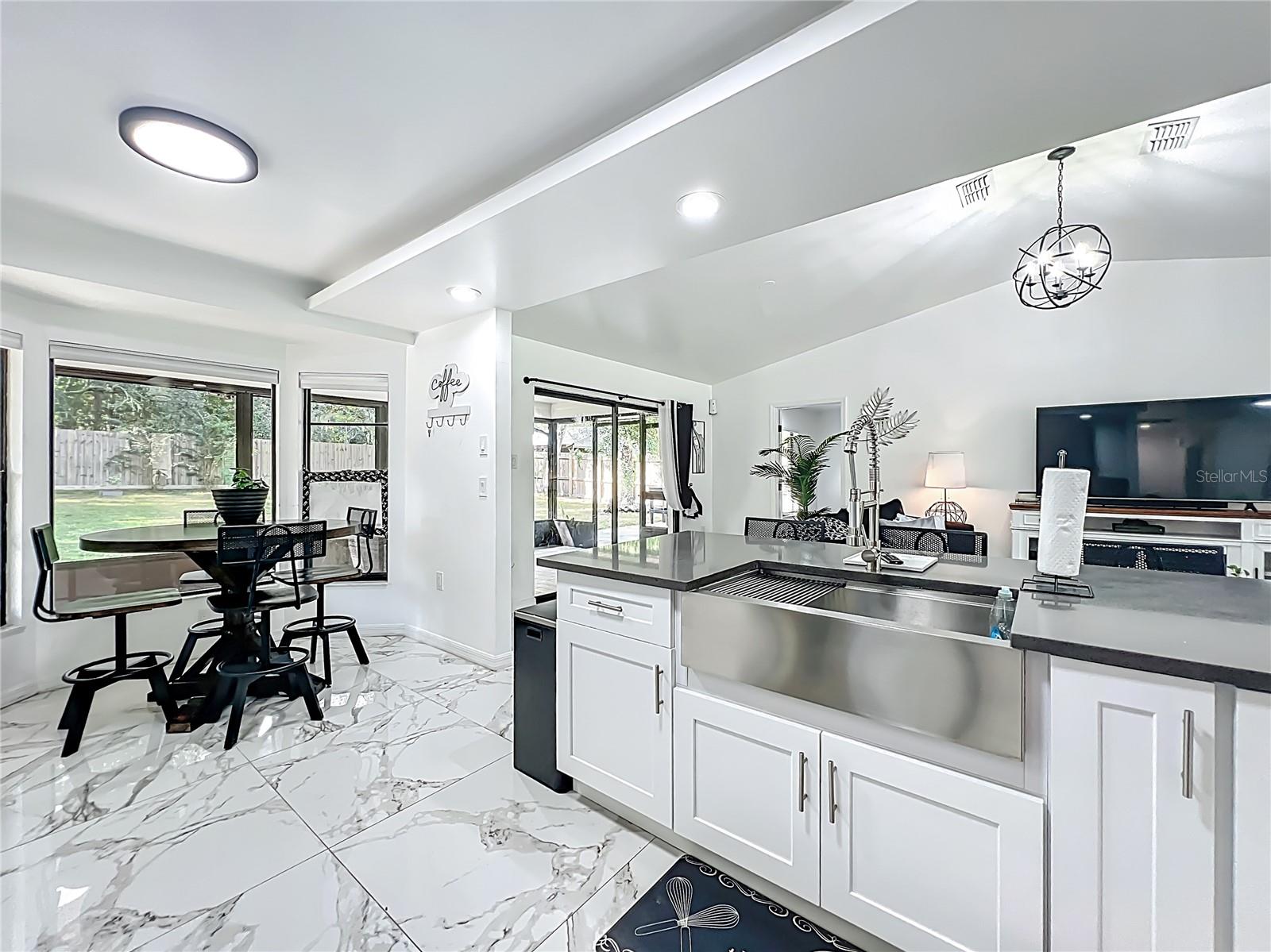 Image 11 of 56 For 21668 Peach Blossom Street