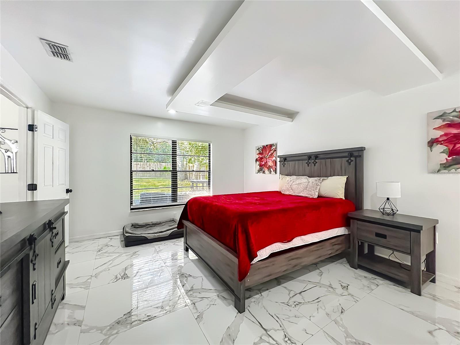 Image 13 of 56 For 21668 Peach Blossom Street