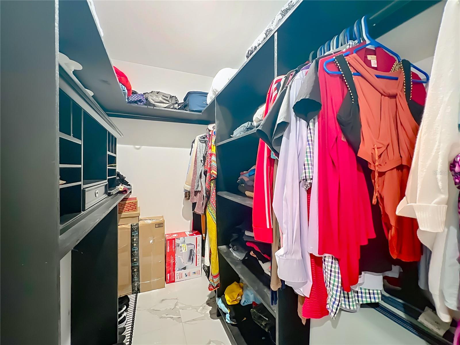 Image 17 of 56 For 21668 Peach Blossom Street