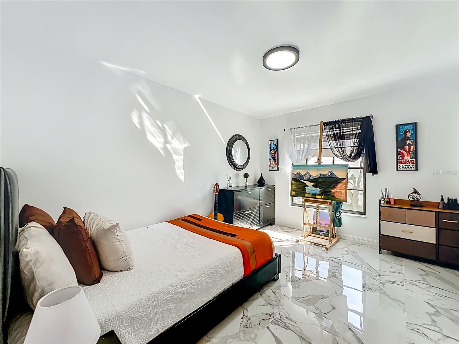 Image 19 of 56 For 21668 Peach Blossom Street