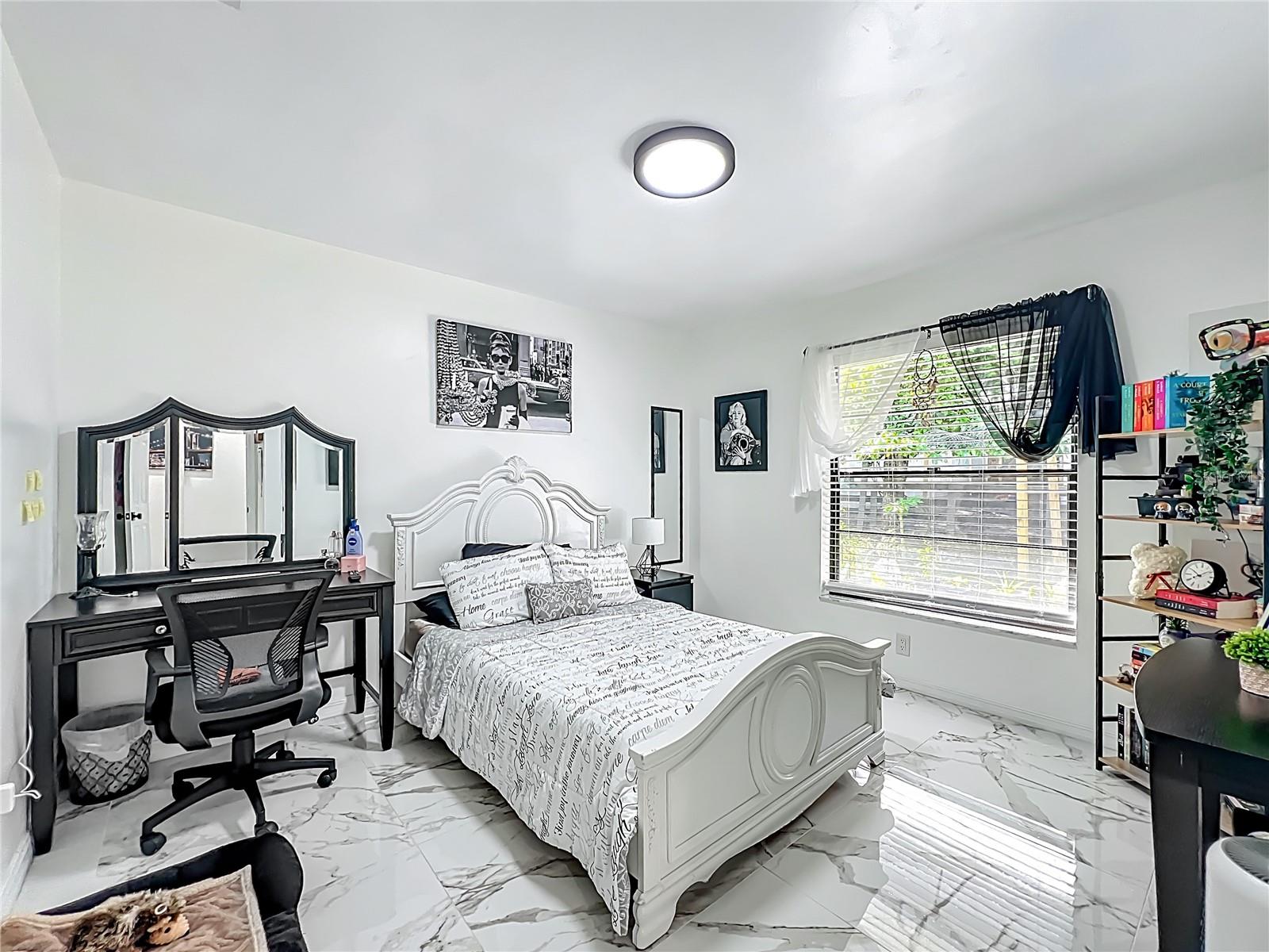 Image 22 of 56 For 21668 Peach Blossom Street