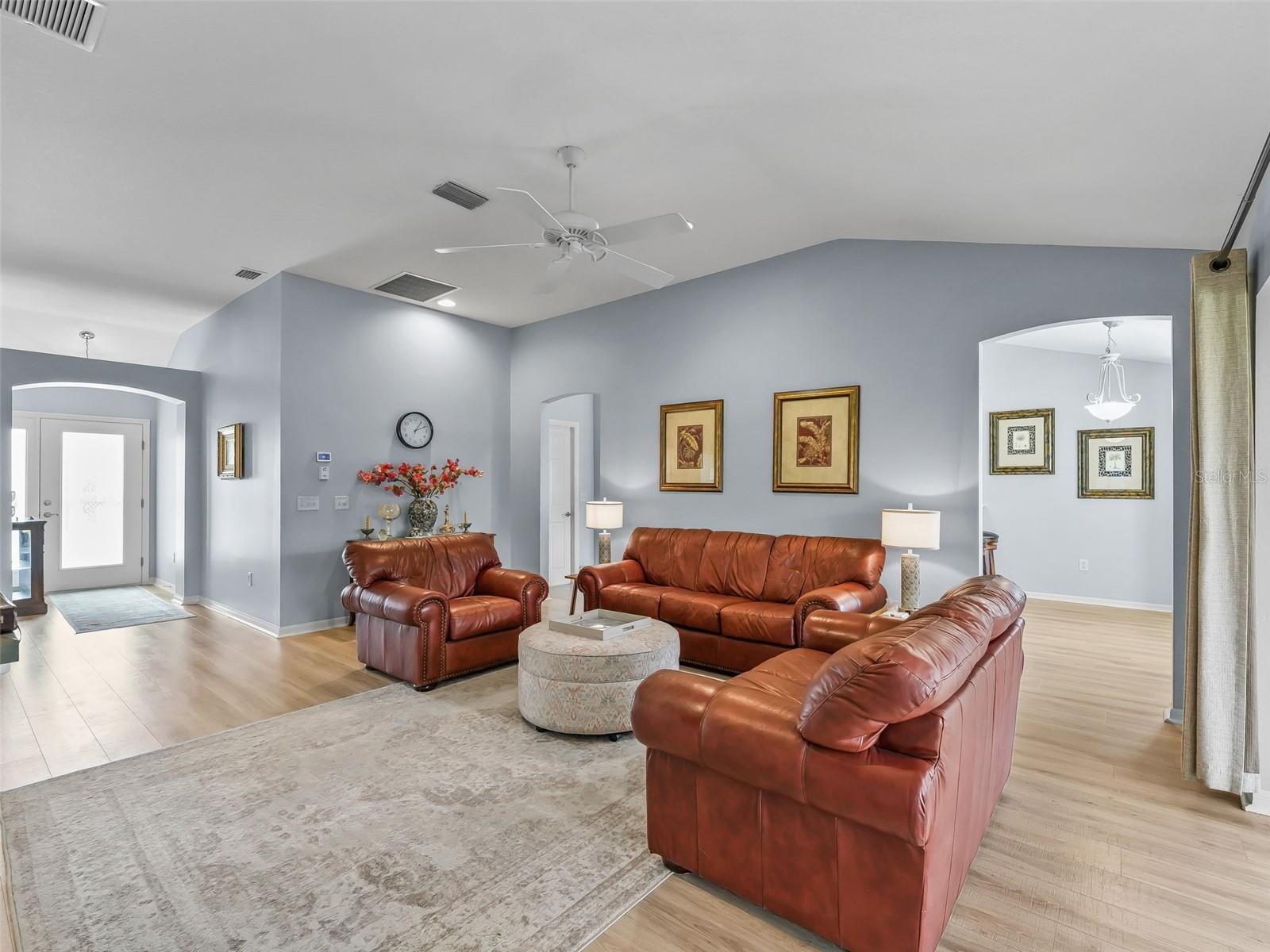 Image 11 of 41 For 17608 92nd Grantham Terrace