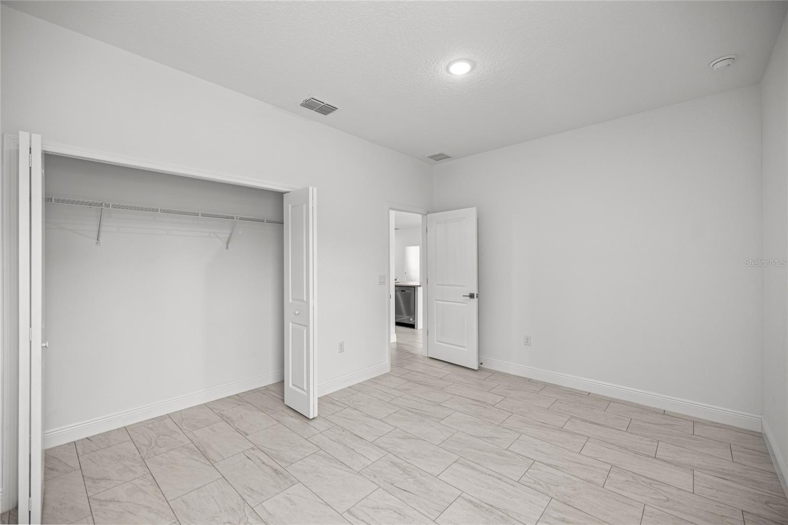 Image 18 of 28 For 16815 41st Avenue Road
