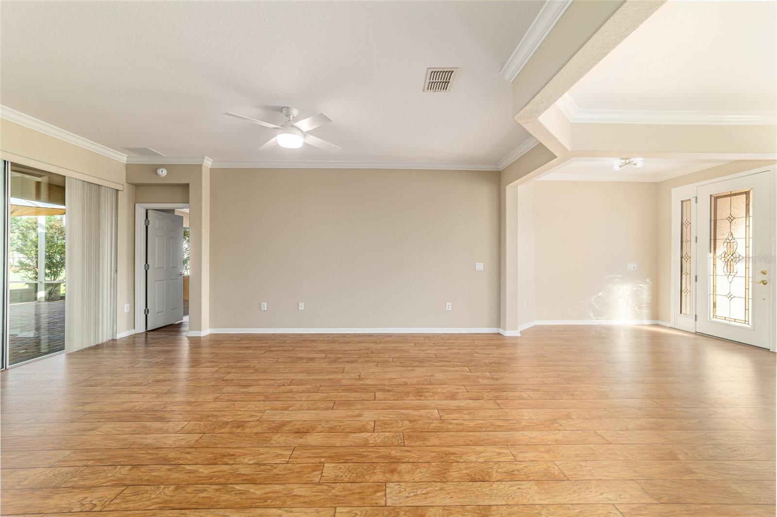 Image 11 of 87 For 9539 71st Loop