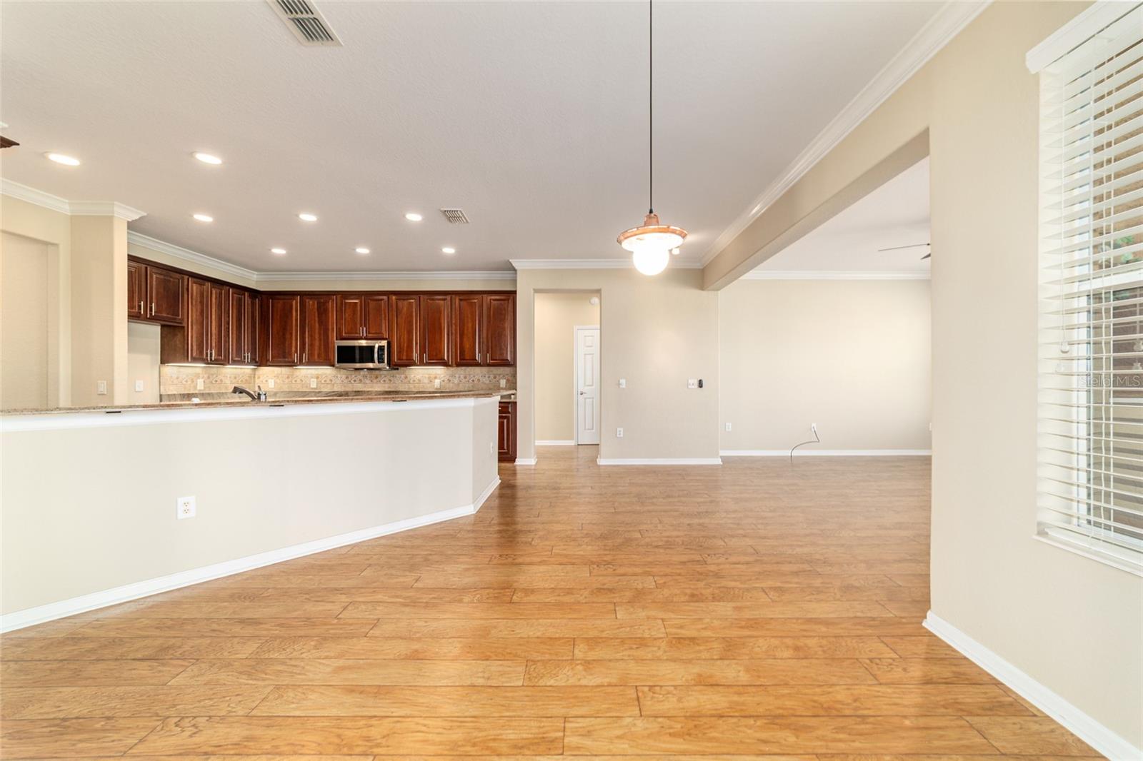 Image 15 of 87 For 9539 71st Loop