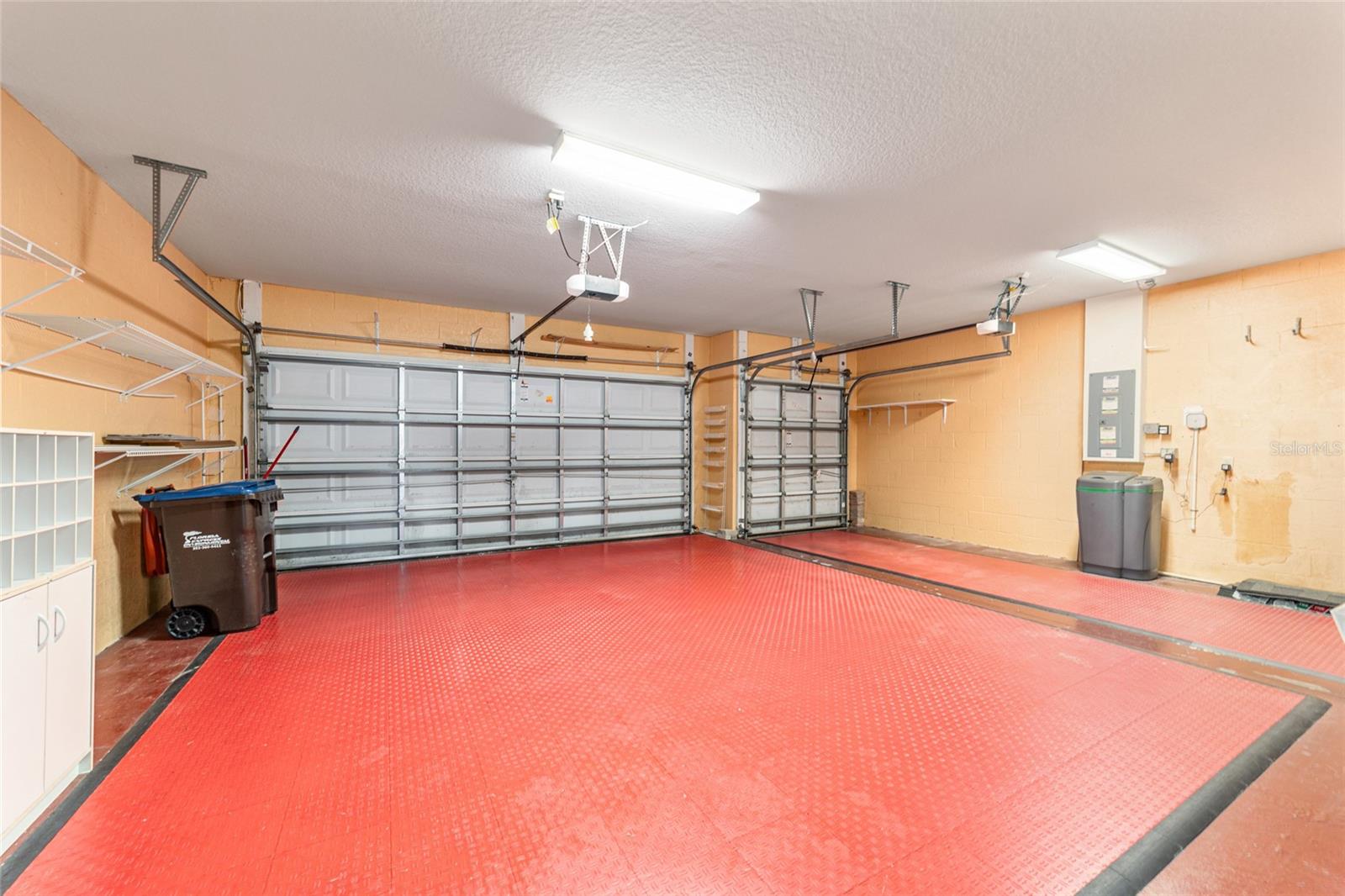 Image 48 of 87 For 9539 71st Loop