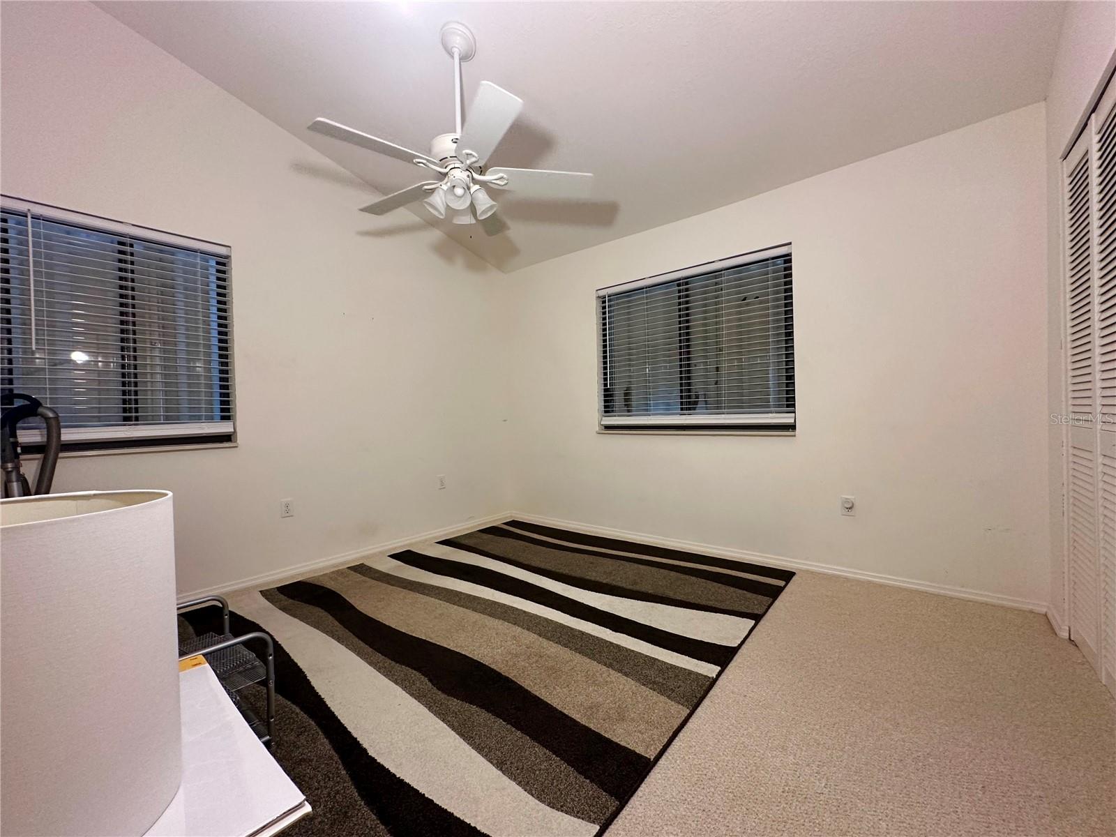 Image 16 of 19 For 5685 Marina Drive 4
