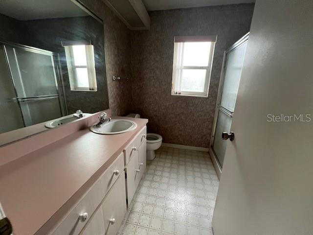 Image 11 of 16 For 8059 116th Loop