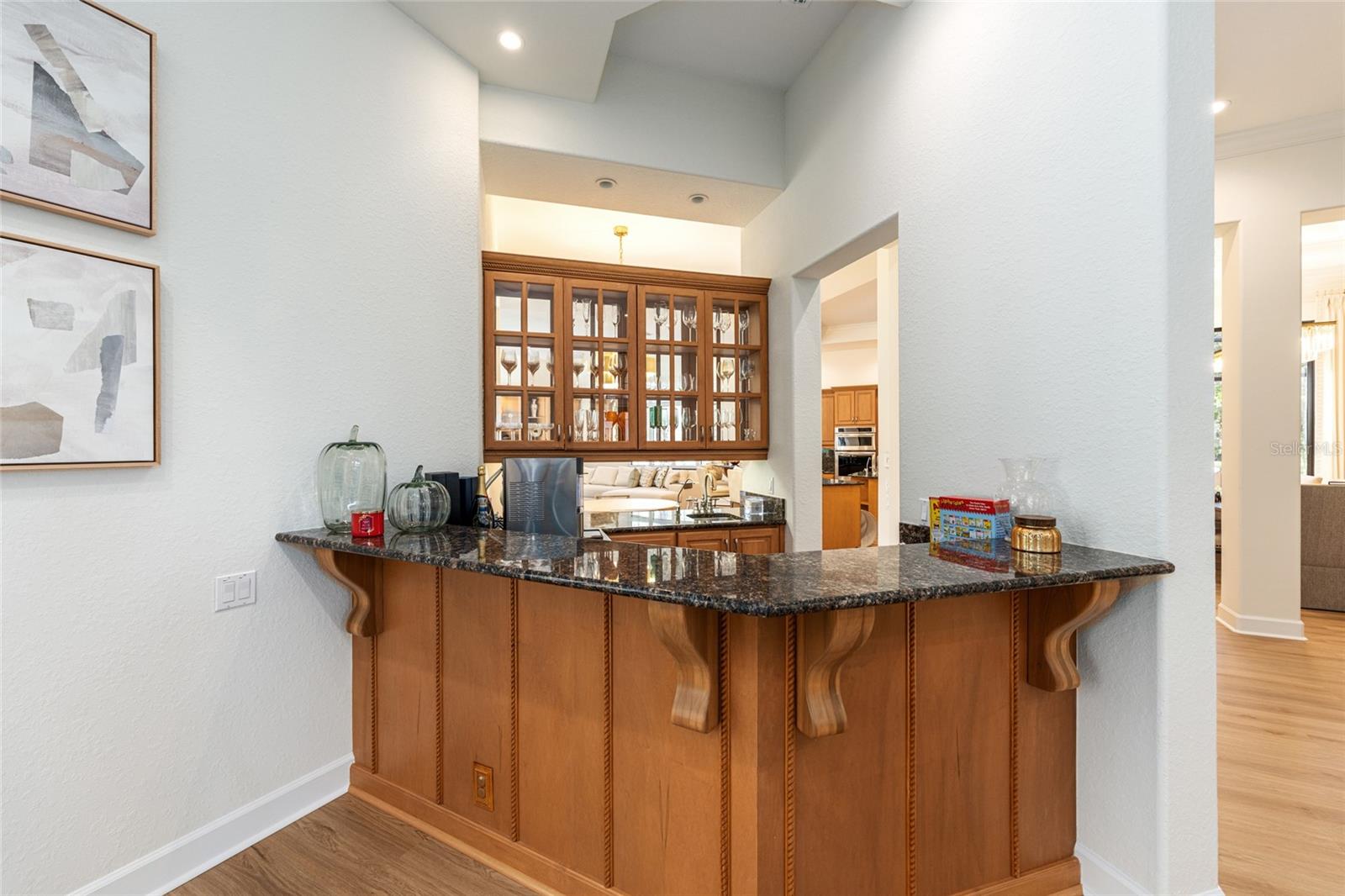 Image 11 of 76 For 708 44th Road