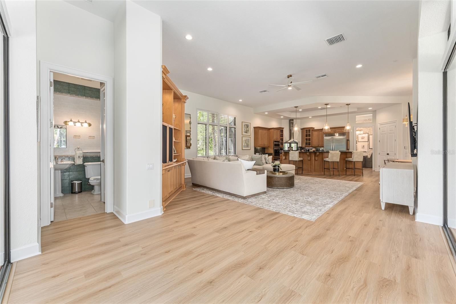Image 13 of 76 For 708 44th Road