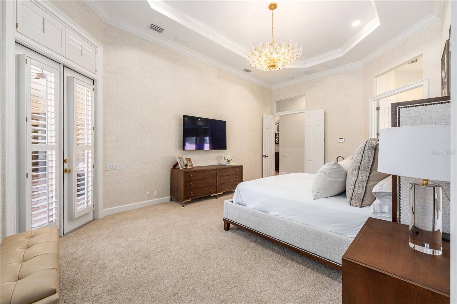 Image 33 of 76 For 708 44th Road